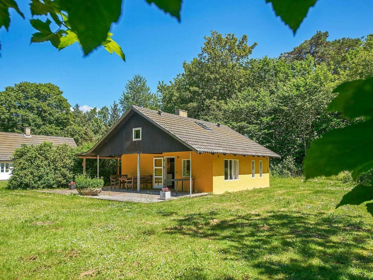 6 Person Holiday Home In AÅkirkeby Zewnętrze zdjęcie